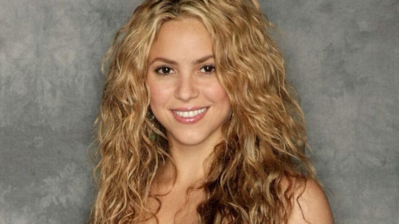 Shakira lança nova música dedicada à babá que descobriu traição de Piqué