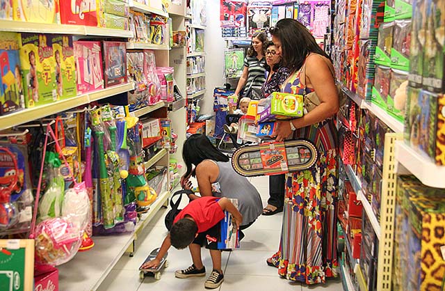 Dia das Crianças (12/10): comércio varejista prevê vender R$ 8,44 bilhões