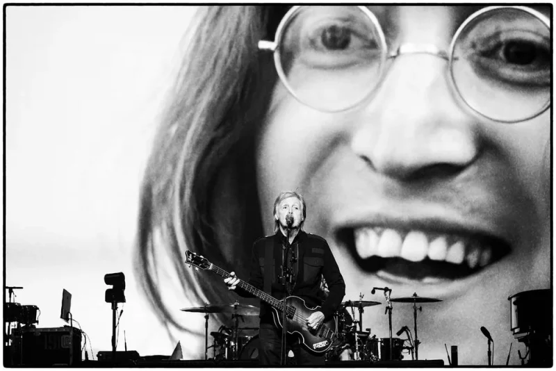 Paul McCartney revela que John Lennon ainda o inspira nas letras