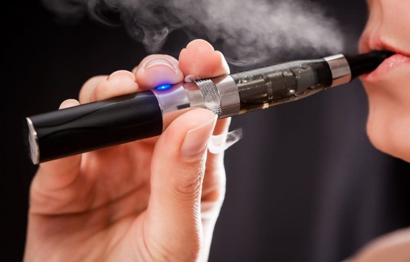 Anvisa aprova consulta pública sobre proibição de cigarro eletrônico