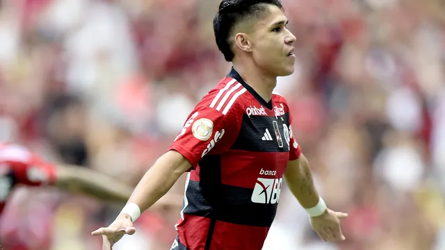 Flamengo vence o Cuiabá no Rio
