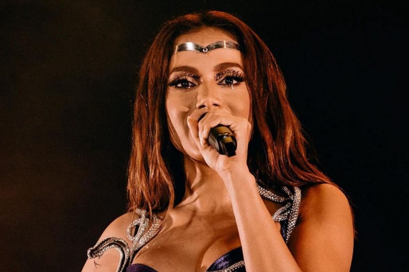 Anitta pode não fazer mais shows no Brasil após o Carnaval deste ano