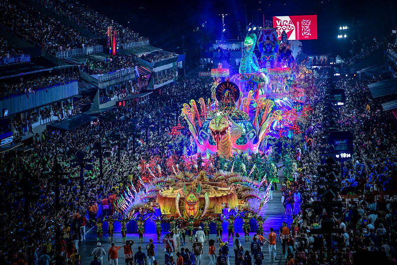 Campeãs do Rio Carnaval voltam a fazer a festa com direito a show inédito de abertura no Sambódromo