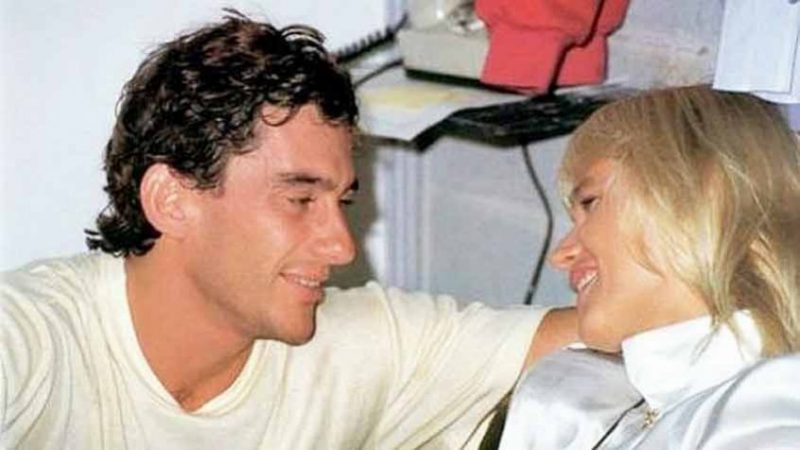 Adriane Galisteu manda suposta indireta após Xuxa Meneghel chorar por Ayrton Senna