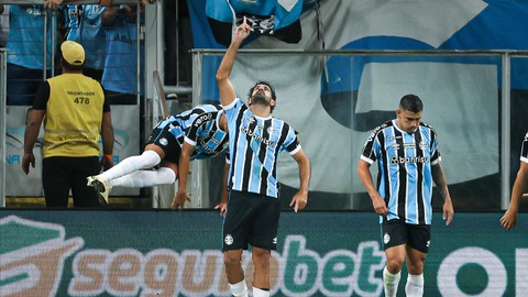 Grêmio vence mais uma vez o Caxias e vai à sétima final seguida de Gauchão