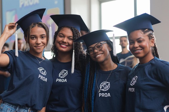 Instituto PROA oferece 8 mil vagas gratuitas para ajudar jovens a conquistar o primeiro emprego no Estado do Rio de Janeiro