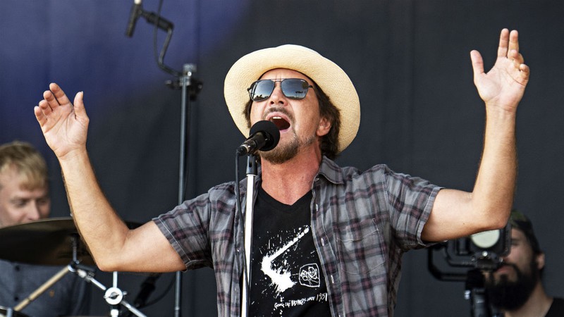 Eddie Vedder revela que Pearl Jam tem material para mais “um ou dois discos”