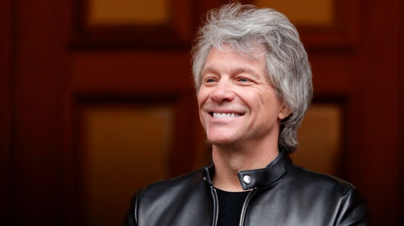 Jon Bon Jovi cogita se aposentadoria pela perda de voz