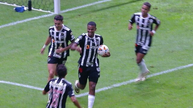 Atlético-MG goleia o Caracas e garante a primeira colocação em seu grupo da Libertadores