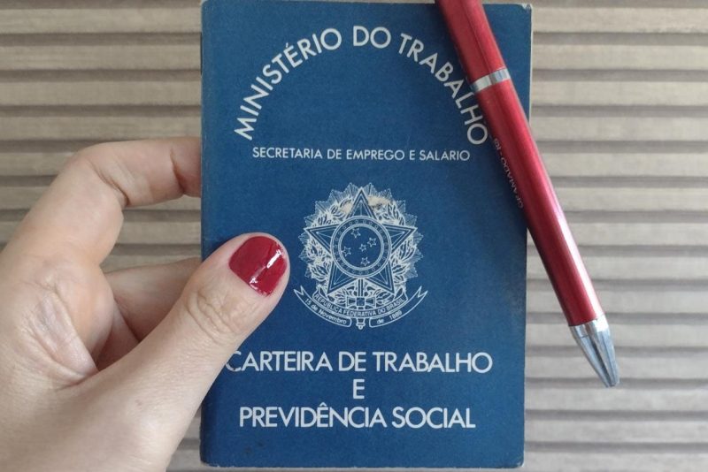 44% das empresas no Brasil pretendem contratar no 3º trimestre de 2024