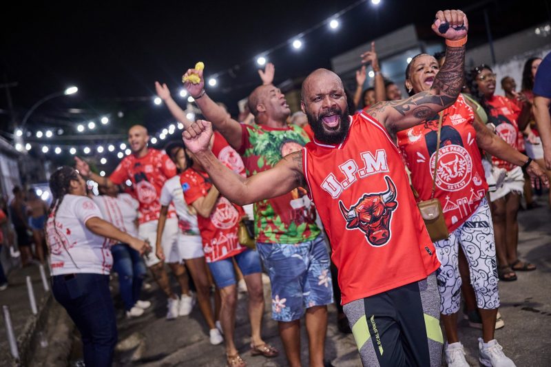 Unidos de Padre Miguel ensaia nesta sexta no Ponto Chic