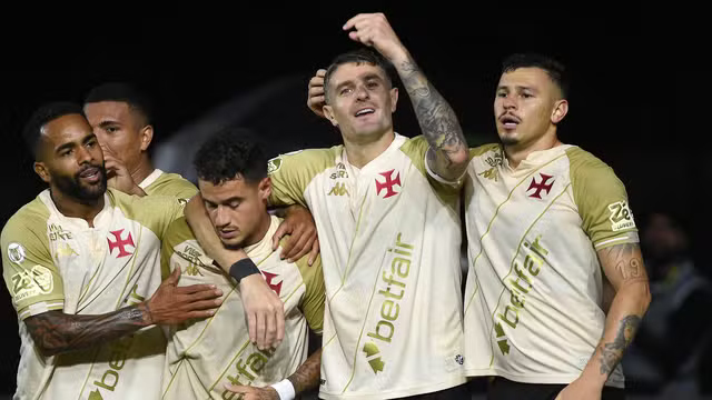 Vasco vence o Galo em casa e garante vaga na Sul-Americana