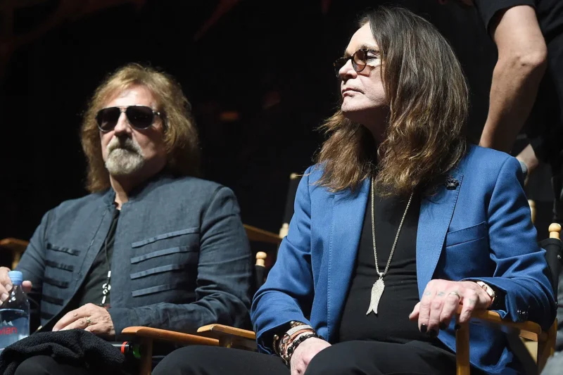 Geezer Butler revela desejo de reunir Black Sabbath para “show final de Ozzy Osbourne”