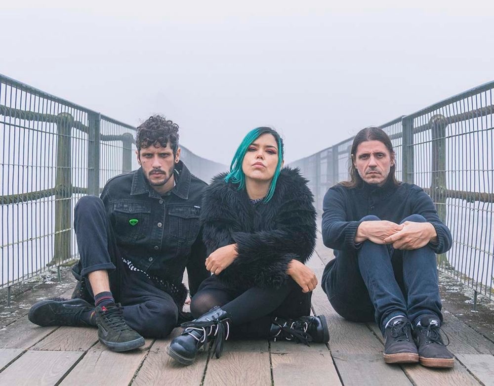 Drenna se apresenta no Centro Cultural Phabrika de Artes em Marica