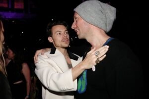 Coldplay e Harry Styles apoiam fundo para turnês de artistas iniciantes