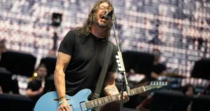 Foo Fighters lança novo single na programação da Lully FM – “Caught In The Echo”