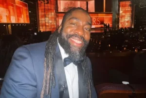 Lázaro Ramos se diverte ao falar da sensação de estar no Oscar: feliz olhando para Meryl Streep
