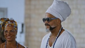 ‘Carlinhos Brown em Meia Lua Inteira’ estreia amanhã na HBO e HBO Max