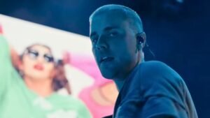 Por que Justin Bieber tem a música mais tocada do mundo e não ganha nada com isso?