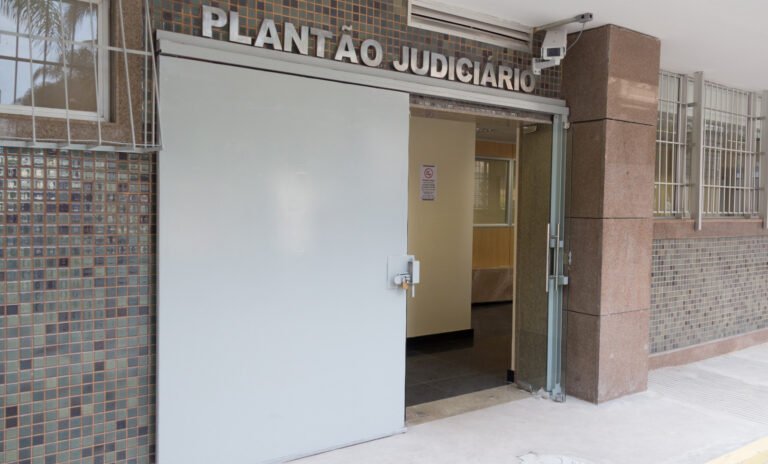 Plantão Judiciário atenderá casos urgentes durante feriado de 1º de maio