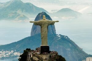 RIOgaleão prevê mais de 500 mil passageiros nos feriados de Tiradentes e São Jorge