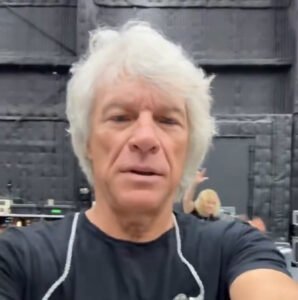 Jon Bon Jovi publica vídeo falando sobre seu retorno aos palcos