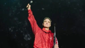 Robbie Williams retorna ao Brasil após 20 anos