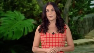 Record demite Carolina Ferraz e define nova apresentadora