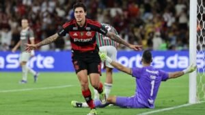 Flamengo vence o Fluminense e já assume a vice-liderança!