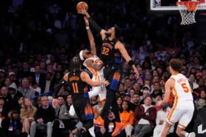 Hawks surpreendem os Knicks por 107 a 106, empatando a série em 1 a 1