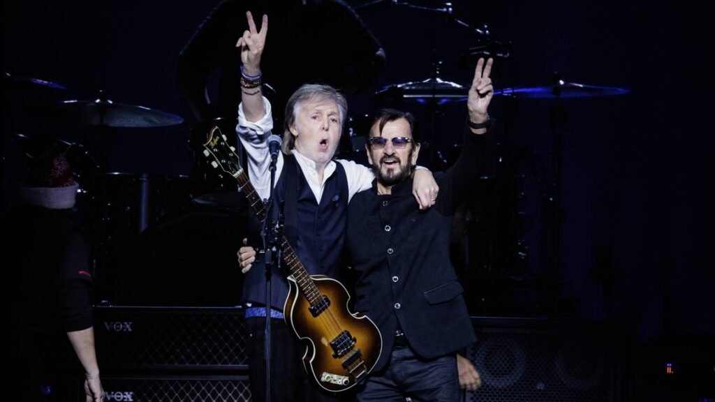 Paul McCcartney fará dueto com Ringo Starr em seu novo disco