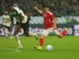Inter arranca empate no final contra o Coritiba no Couto Pereira