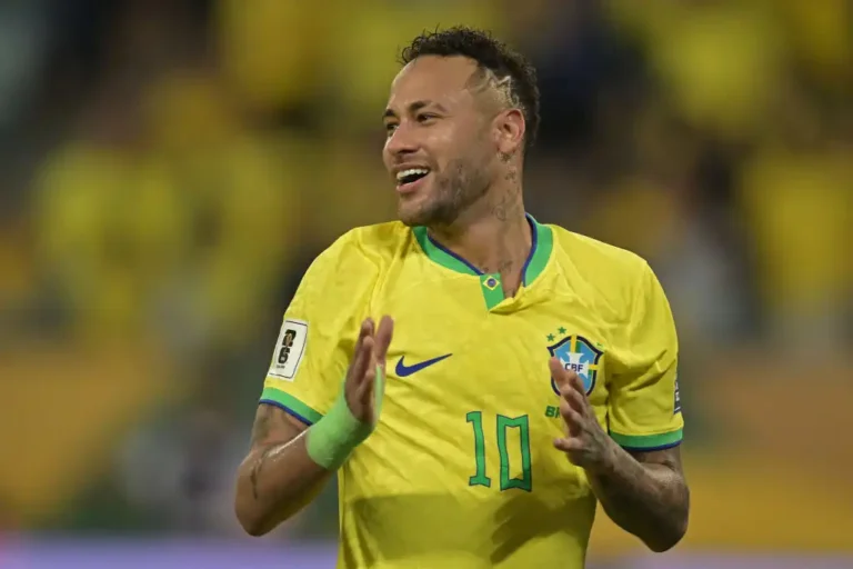 Neymar deve ficar fora da estreia da Copa por lesão