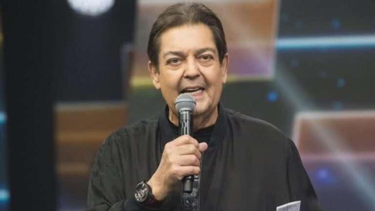 Fausto Silva é internado em São Paulo
