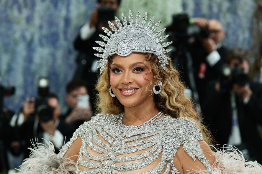 Beyoncé brilha muito em noite de Met Gala