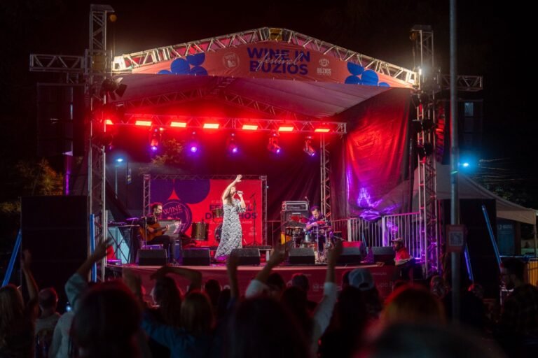 Wine in Búzios 2026 transforma feriado de Corpus Christi em roteiro de vinho, música e turismo