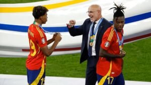 Técnico da Espanha chegou à seleção por anúncio de vaga em jornal