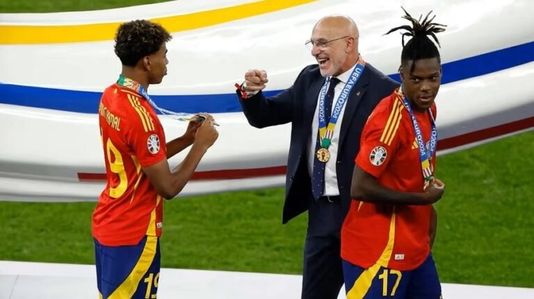 Técnico da Espanha chegou à seleção por anúncio de vaga em jornal