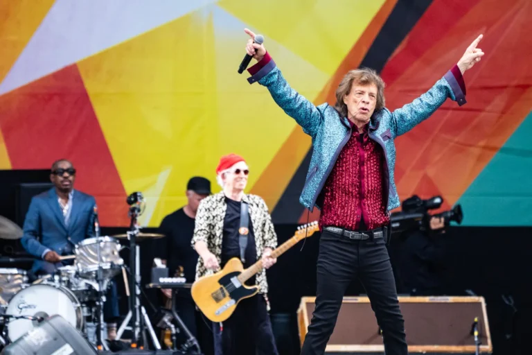 A volta dos Rolling Stones ao topo das paradas no Reino Unido