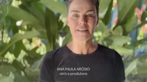 Ana Paula Arósio aparece e visual da atriz quebra a internet