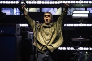 Liam Gallagher compara show do intervalo da Copa do Mundo a “uma viagem ruim”
