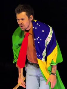 O incrível show de estreia da nova turnê de Harry Styles em São Paulo