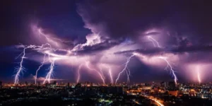 Tempo severo faz Rio Grande do Sul entrar em alerta vermelho